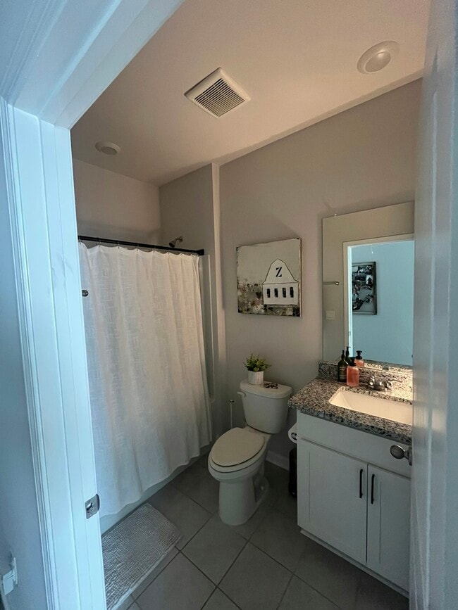 Foto del edificio - 2370 Quinn Dr