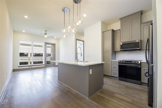 Foto del edificio - 2700 Old Denton Rd