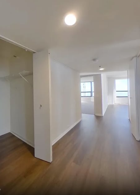 Building Photo - 187 N Westshore Dr