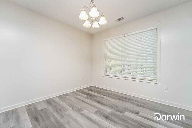 Foto del edificio - 7060 Ravenwood Lane, Lithonia, GA 30038