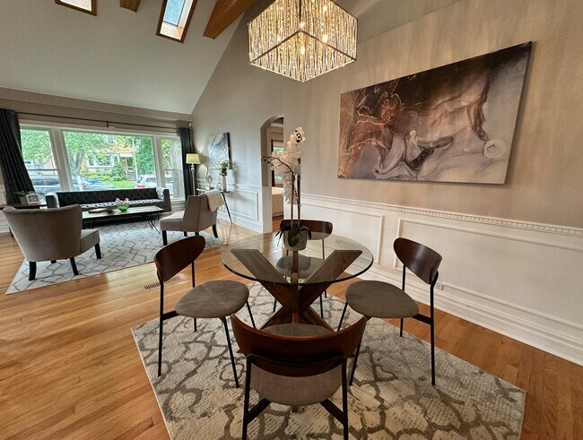 Dining Room - 6327 N Keeler Ave