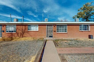 Building Photo - 1033 Louisiana Blvd SE