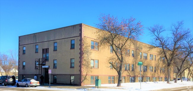 402 Apartments