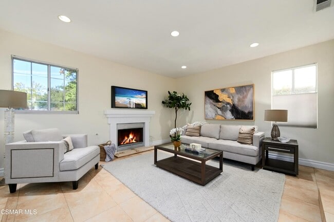 Building Photo - 4345 Willow Glen St