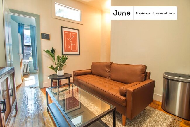 Building Photo - Room in Shared 3 bed/1 bath home