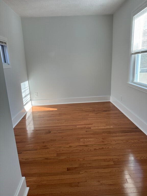 Foto del edificio - 138 W 7th St