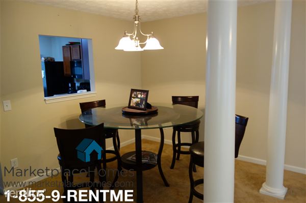 Building Photo - 3076 Bonnes Dr