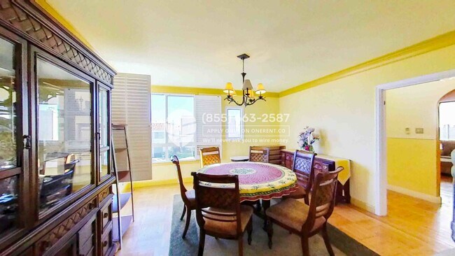 Foto del edificio - 2920 24th Ave