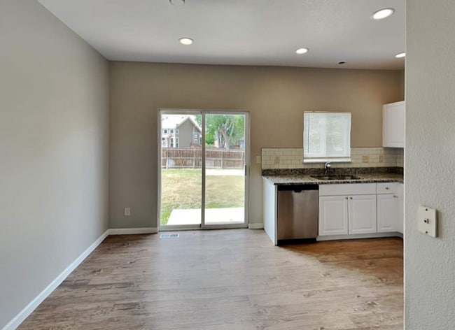 Foto del edificio - 22046 E Princeton Cir