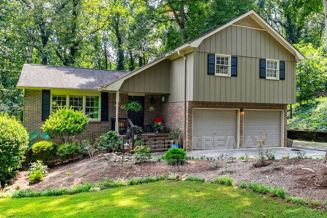 Foto del edificio - 4932 Rock Haven Dr SW