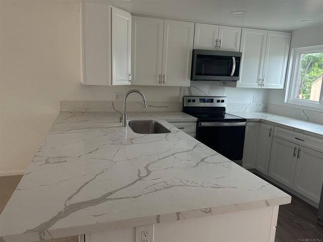 Foto del edificio - 8775 Navajo Rd
