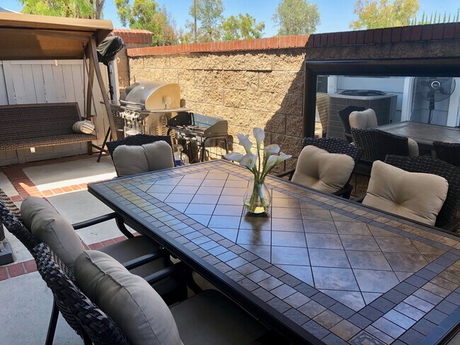 Foto del edificio - 2315 Boxwood Pl