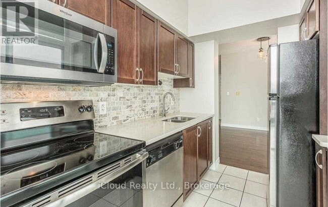 Building Photo - 208 Enfield Pl