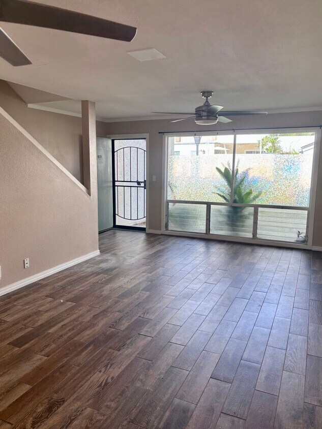 Foto principal - Available now | A 2 Bedroom, 1.5 Bathroom ...