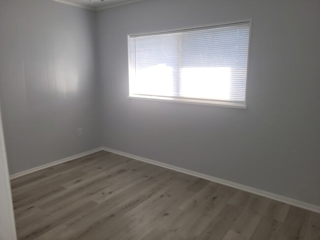 Foto del edificio - 5805 Cherry St
