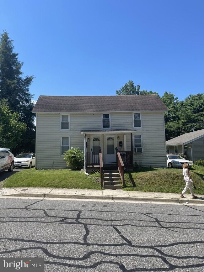 Foto del edificio - 108 Little Kidwell Ave