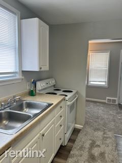 Building Photo - 2 br, 1 bath House - 19925 Deering St Livonia