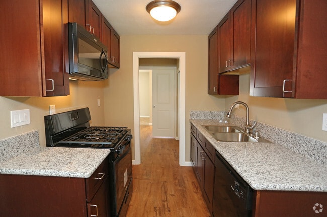 1 Br Espresso - Rancho Monterey