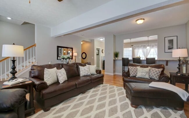 Building Photo - 660 Creekstone Ridge