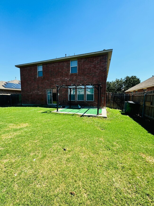 Foto del edificio - 6713 Red Rock Trl