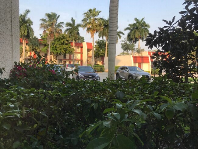 Building Photo - 4381  Trevi Court 101 Lake Worth Fl 33467