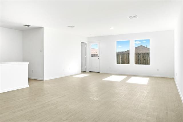 Foto del edificio - 4913 Ivory Knl Rd