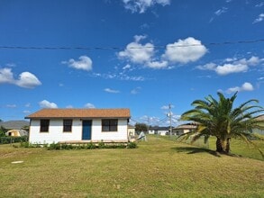 Building Photo - Cozy 3BR 1BA House Near Buckingham Area