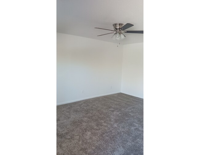 Foto del edificio - 115 Eastcliff Dr SE