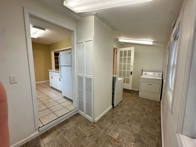 Building Photo - 2 Bedroom 1 Bath House in Benton