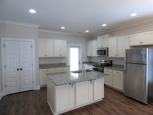 Foto del edificio - 5476 Park Side Rd