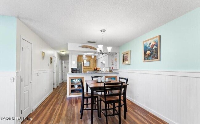 Foto del edificio - 125 Rio Del Mar St