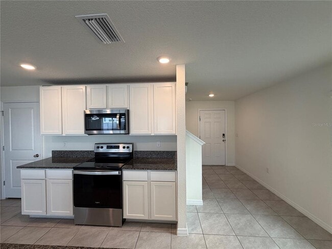 Foto del edificio - 12072 Downy Birch Dr