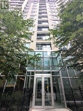 Building Photo - 40-2440 Nepean St