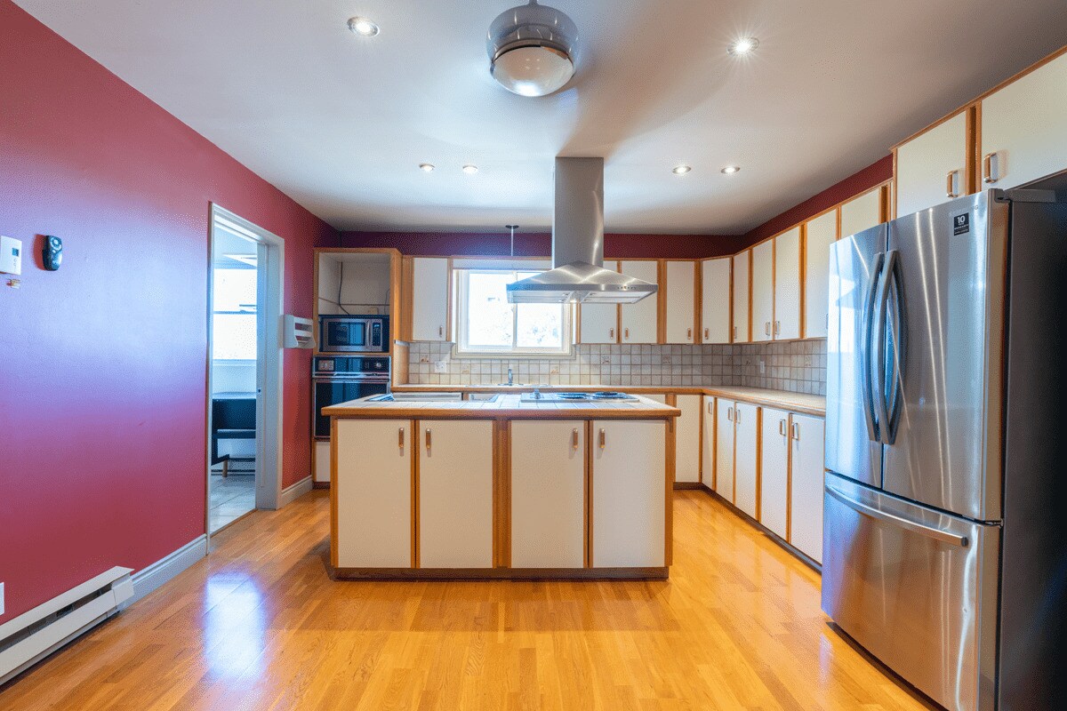 Lakeview Apartments Apartments 1693 Paris St Sudbury, ON