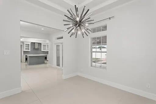 Building Photo - 505 E Nassau Ave