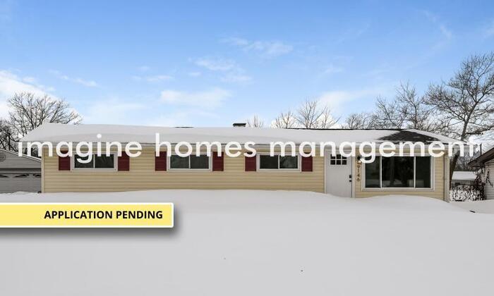 Primary Photo - Stunning 4 Bedroom Ranch in Northfield