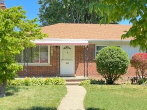 Building Photo - 9910 Woodring St