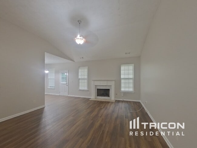 Building Photo - 2224 Boone Ct