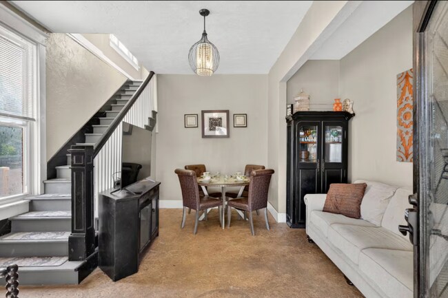 Foto del edificio - 1821 6th Ave