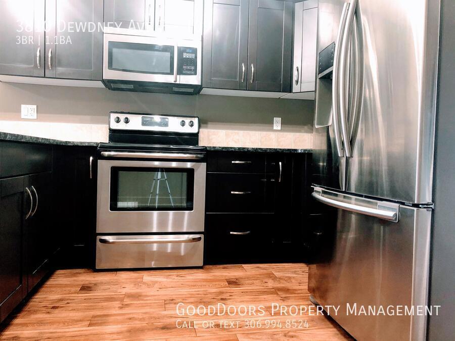 Primary Photo - 3810 Dewdney Ave E