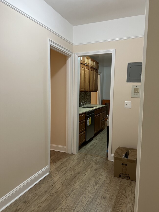 Building Photo - 3563 88th St