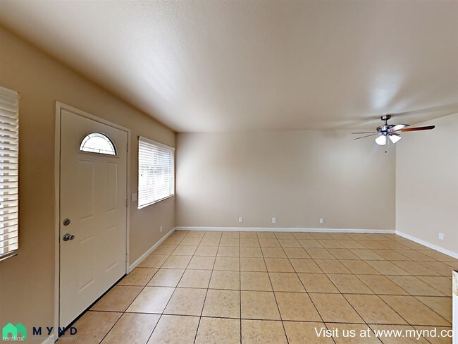 Building Photo - 2 br, 1 bath House - 4966 Auburn Dr Apt 2 2