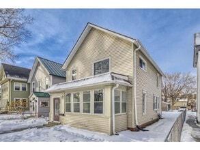 Building Photo - 2630 14th Ave S