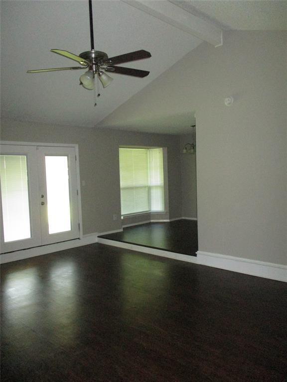 Building Photo - 608 E Williamsburg Manor