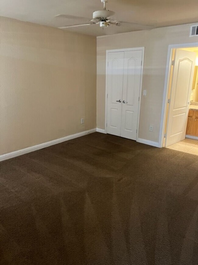 Foto del edificio - SW- 2 Bedroom Condo!