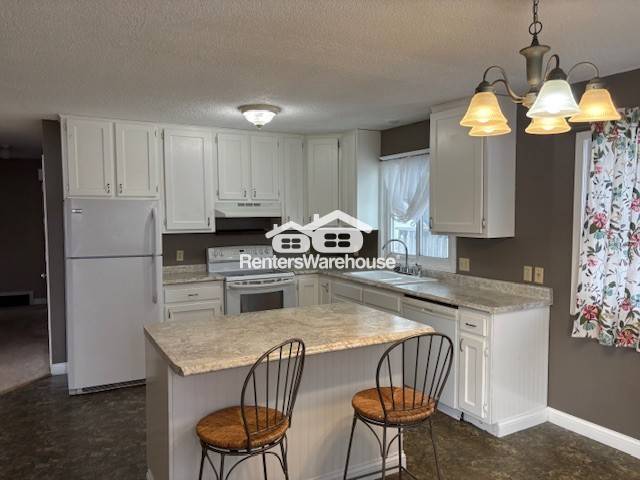 Foto del edificio - 601 Labore Rd