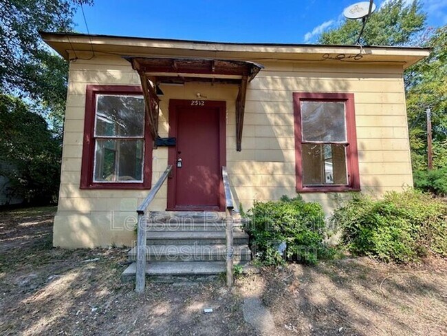 Building Photo - 2512 Merwin St