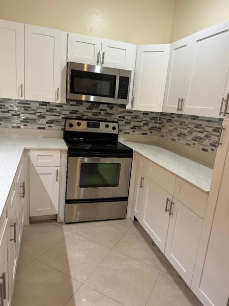 Foto del edificio - 5201 SW 31st Ave