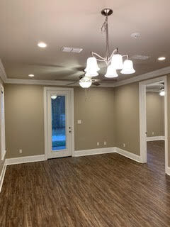 Building Photo - 198 Fairway Villas Circle