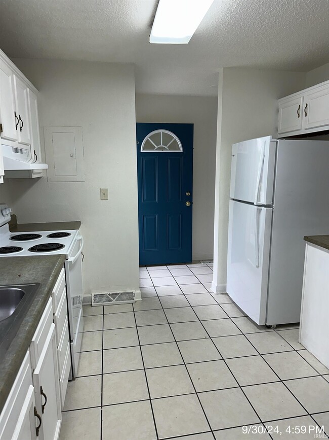 1530 Forbes Ave, Peru, IN 46970 Townhome Rentals in Peru IN